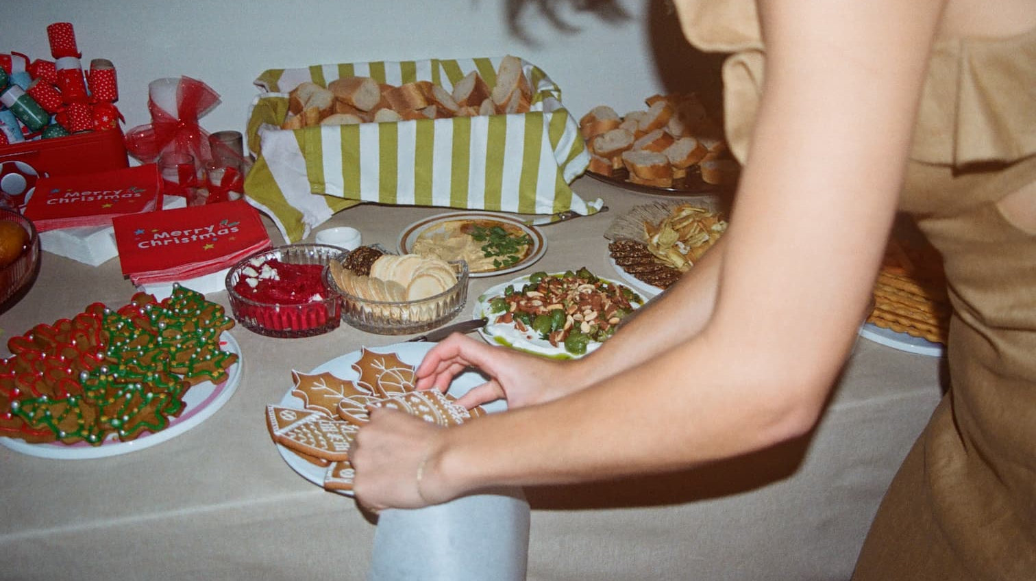 What Your Holiday Party Scent Says About You