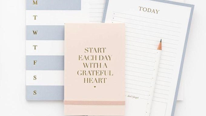 How to Make Good Things Happen with a Gratitude Journal 🌟 - DefineMe