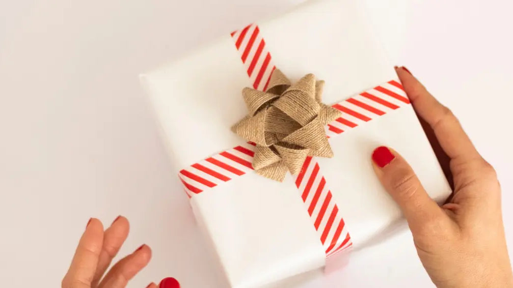 The Ultimate Holiday Gift Guide from DefineMe Fragrance