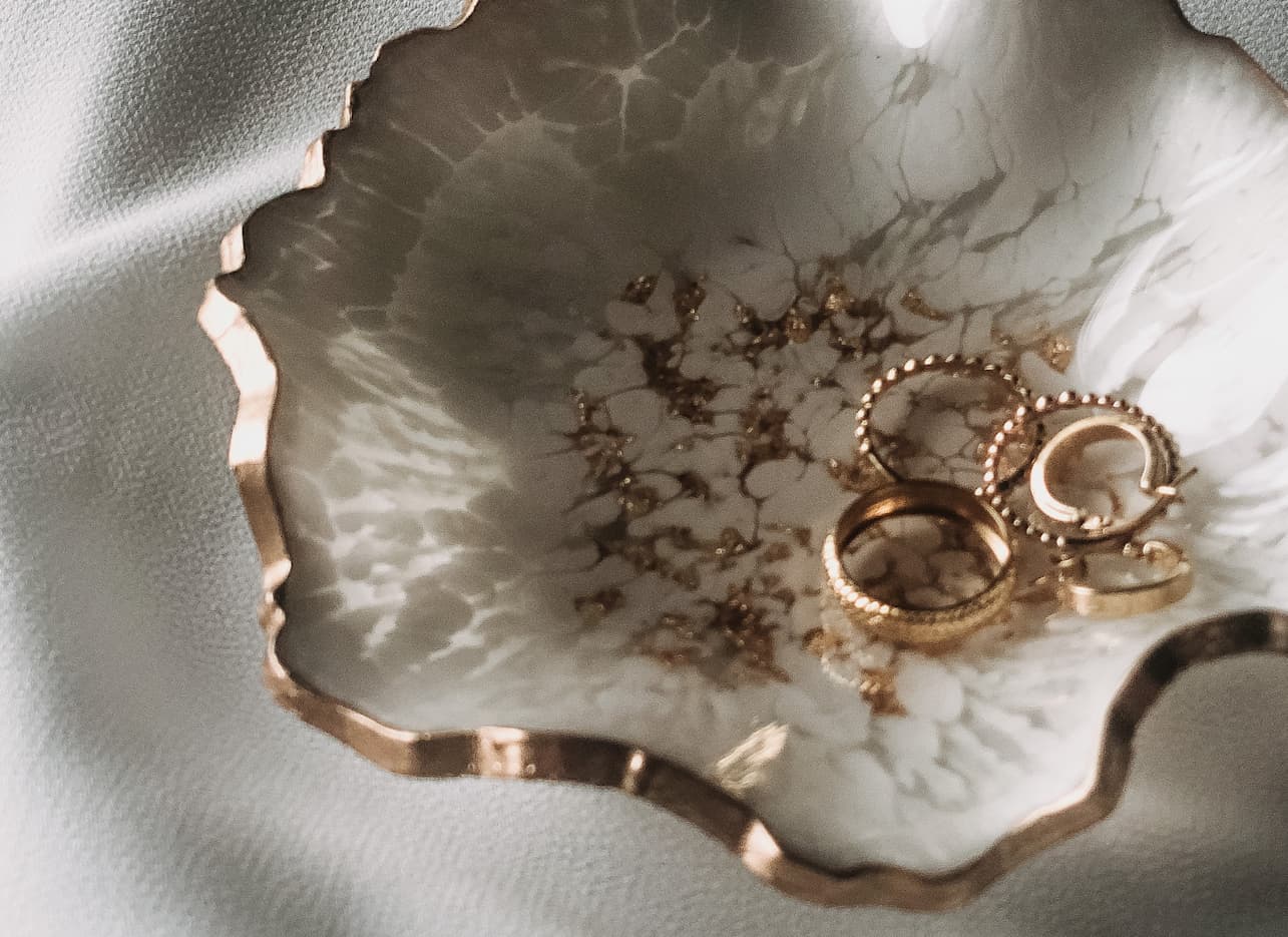 Fragrance as an Accessory: Treating Scent Like the Final Outfit Piece
