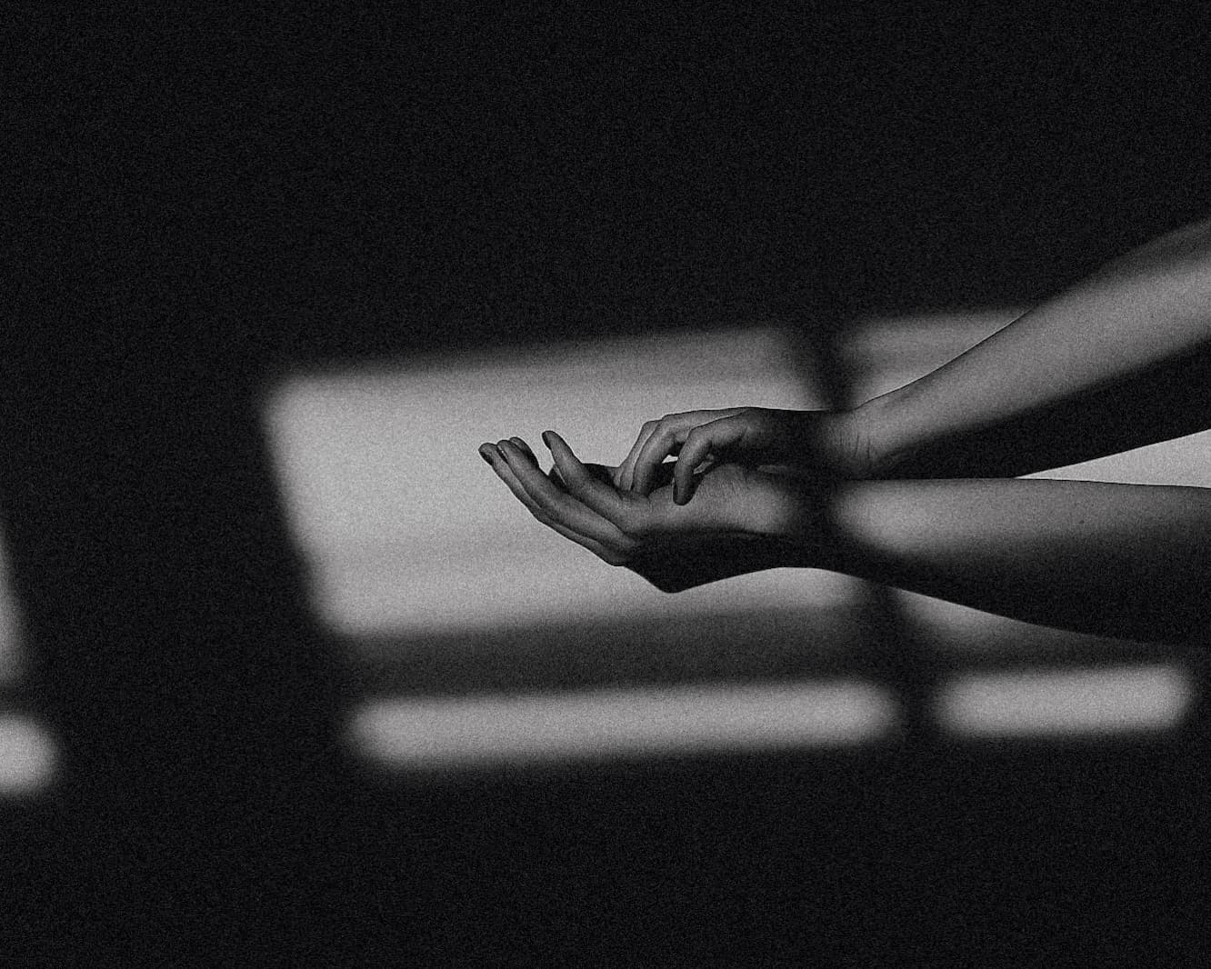 How to Apply Perfume (and Make It Last All Day Long)