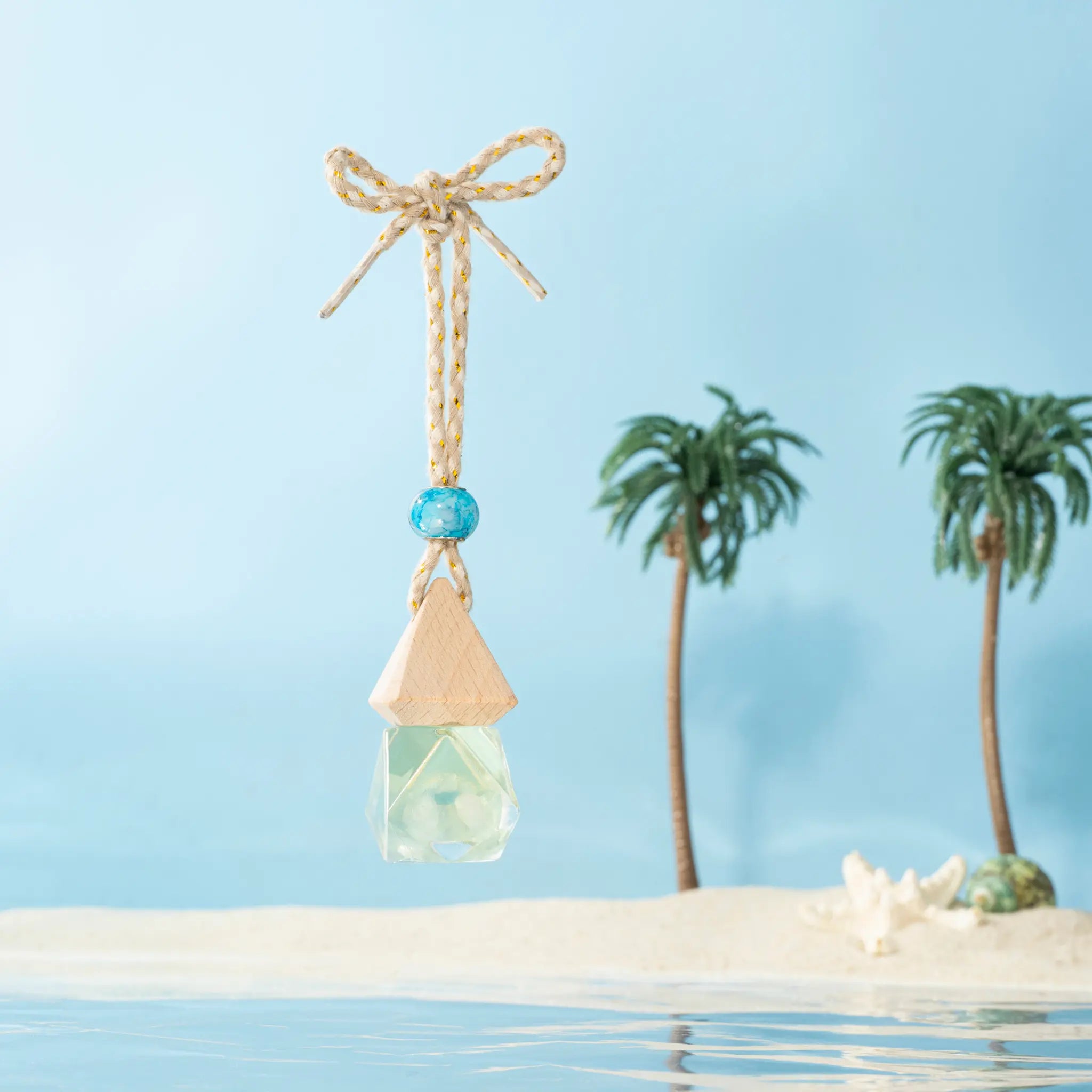 Kahana - Aquamarine Mood Prism - DefineMe